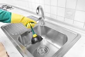 Kitchen sink cleaning