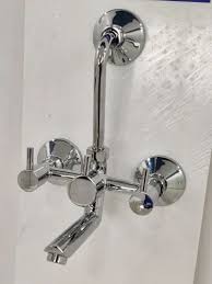 Water mixer installation